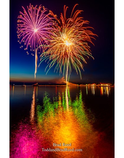 Ludington Fireworks on the 4th of July (2972)