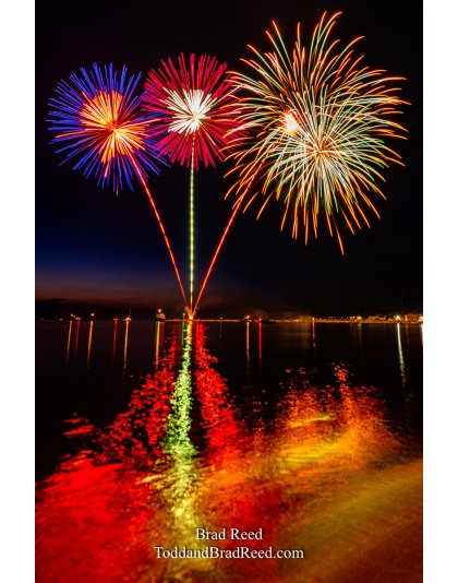 Ludington Fireworks on the 4th of July ( 3046 )