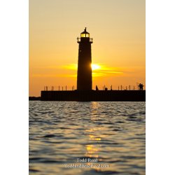 Muskegon Golden Light