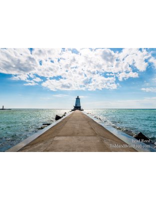 Ludington Lighthouse During Workshop (0503)