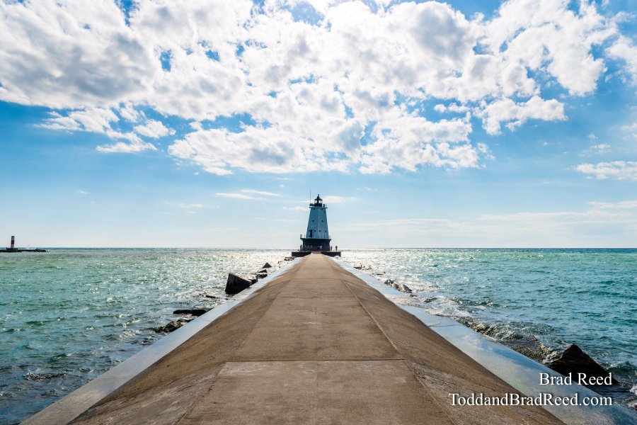 Ludington Lighthouse During Workshop (0503)