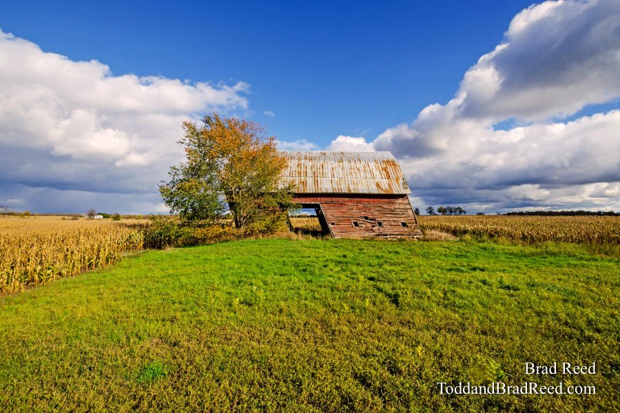 Barn on South Custer Road (1707)