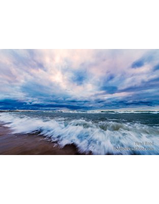 Sunset at Stearns Beach on a Thursday (1779)