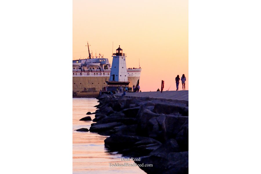 Carferry and Ludington Light Cropped (3413)