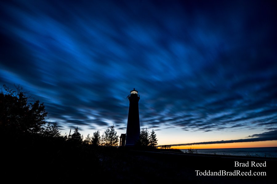 Crisp Point Light (3875)