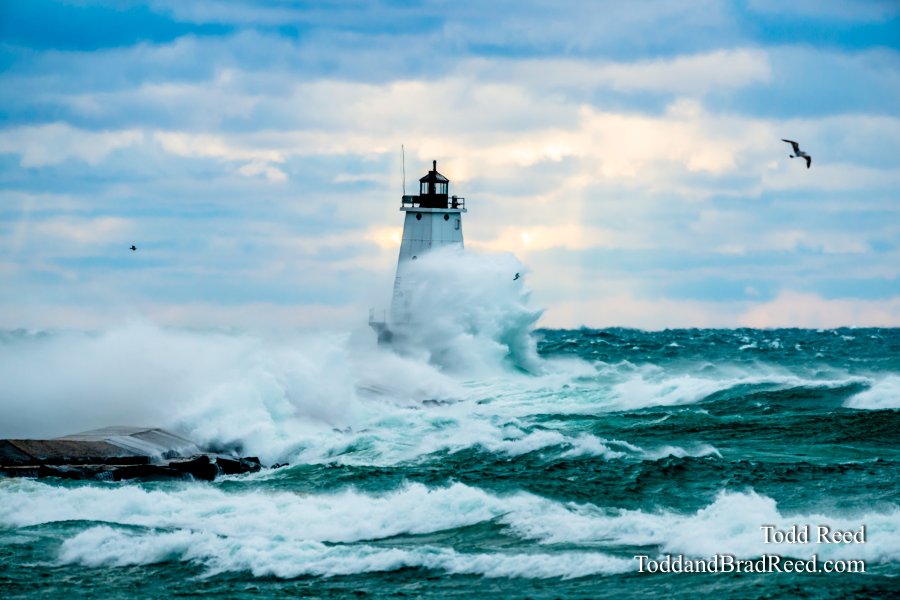 Ludington Lighthouse Storm (2305)