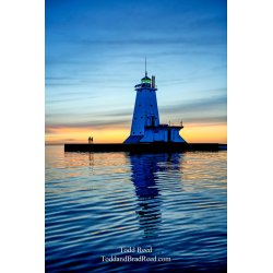 Ludington Lighthouse From Whaler (2820)
