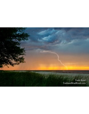 Generic Lightning (5499)