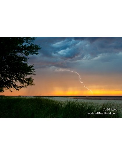 Generic Lightning (5499)