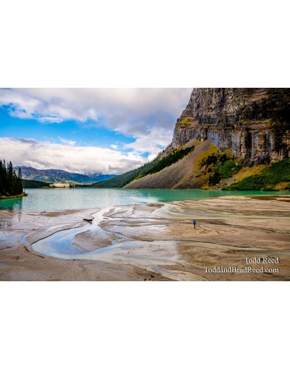 Trekking to Lake Louise