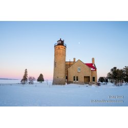 Straits of Mackinac Ice Lighthouse (8861)